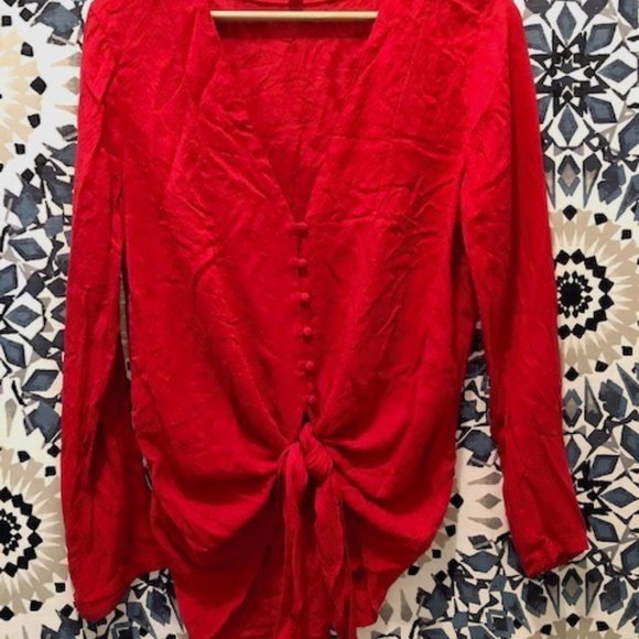 NWOT Urban Outfitters Silence +Noise top - Picture 2 of 3